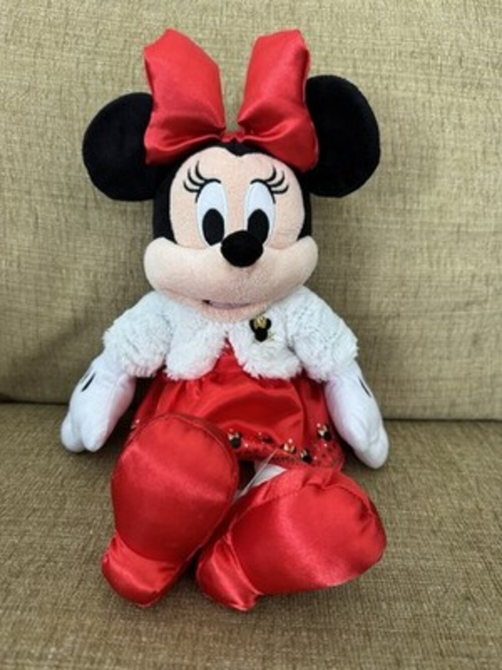 Disney Collection Minnie Mouse Holiday Edition